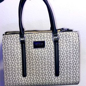 GUESS purse